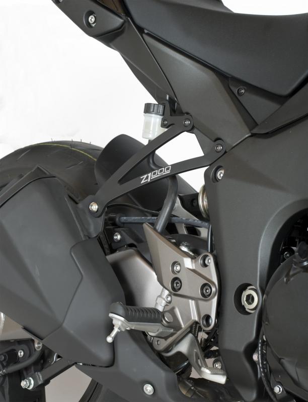 R&G Auspuffhalter Kawasaki Z 1000, 2010-